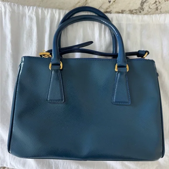 Prada mini bag - Picture 2 of 4